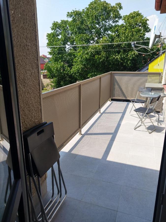 Alisa Apartments Kostomlaty nad Labem 외부 사진
