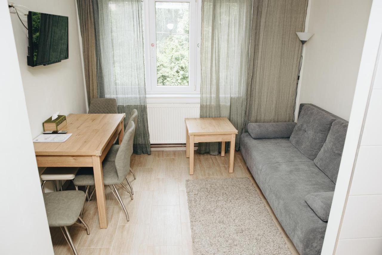 Alisa Apartments Kostomlaty nad Labem 외부 사진